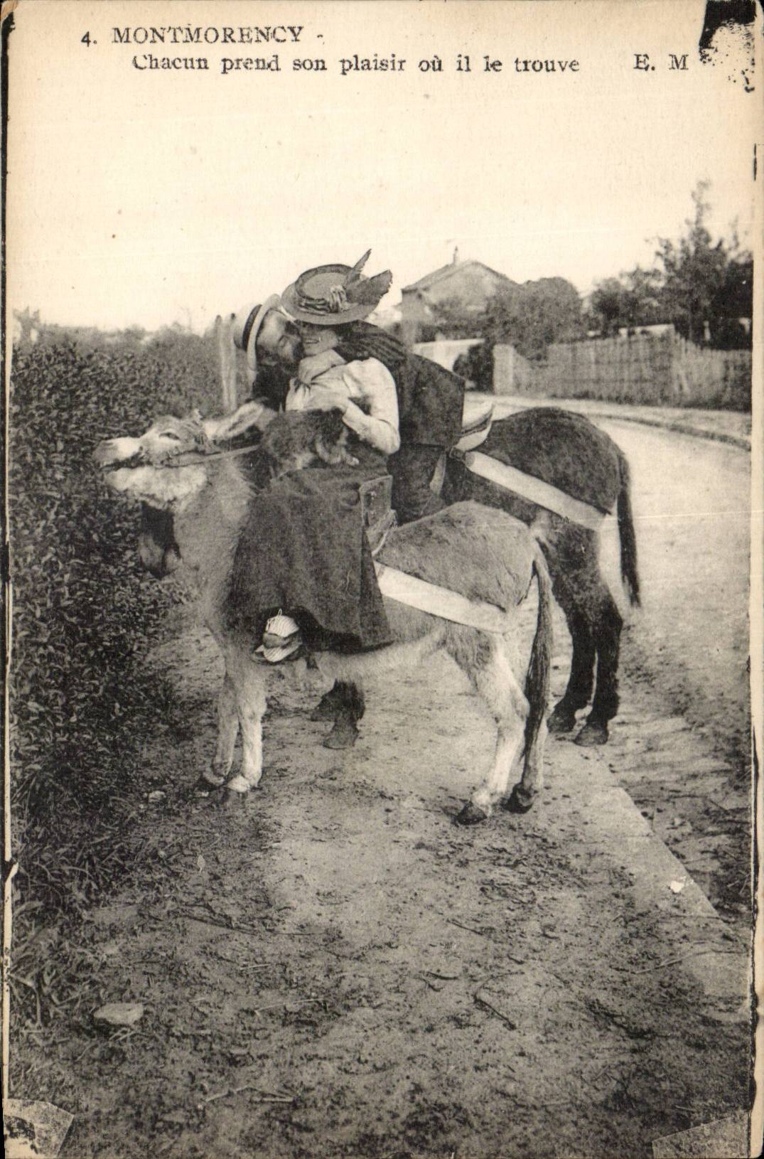 Montmorency — Frau, die ein Esel reitet — E. M.