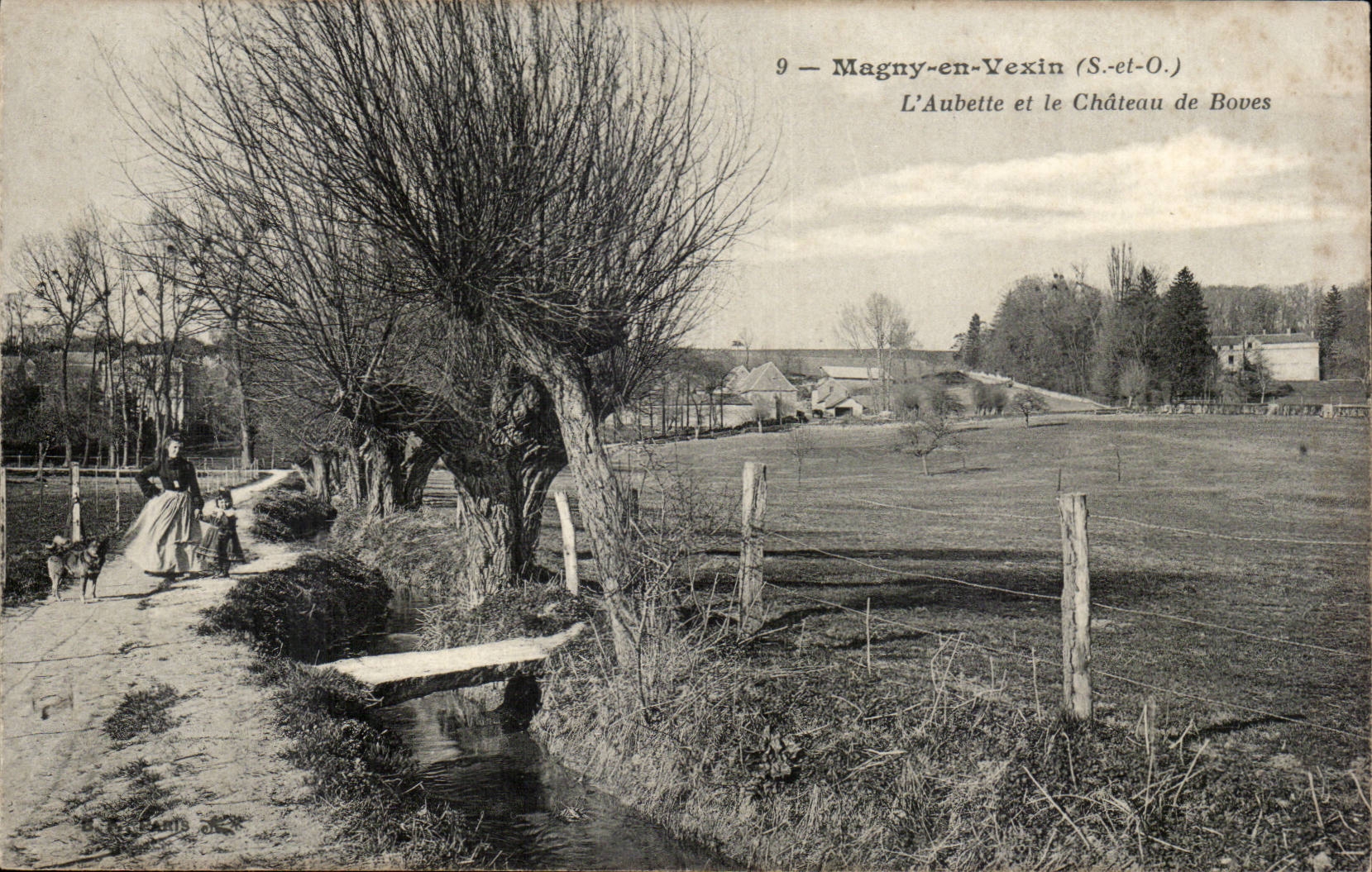 Magny en Vexin CPA L'aubette et le chateau de Boves