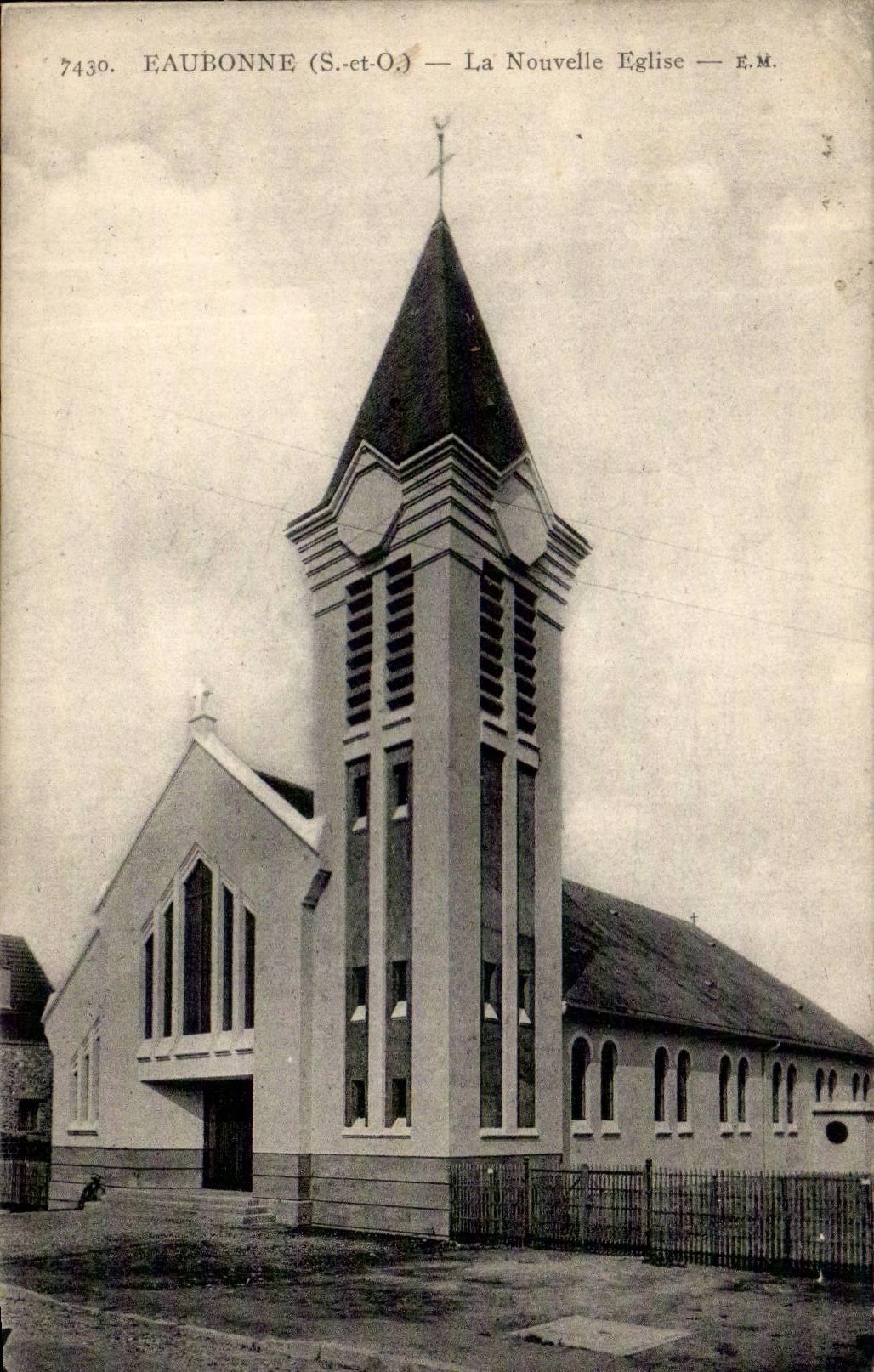 EAubonne CPA La nouvelle eglise