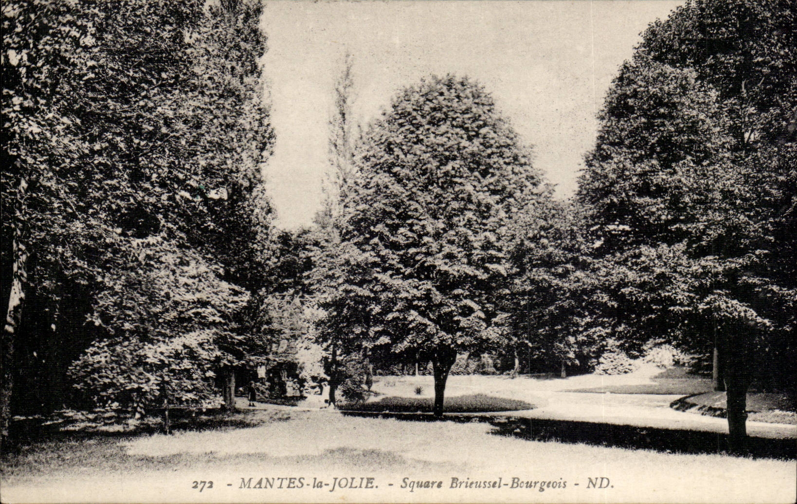 MANTES-la-JOLIE - Square Brieuessel-Bourgeois - ND.