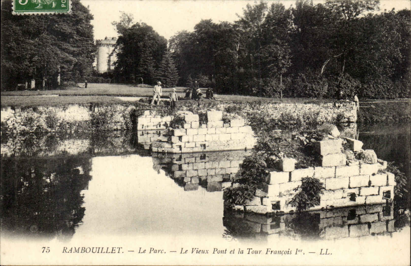 Rambouillet — Le Parc — Le Vieux Pont et la Tour François Ier — LL.