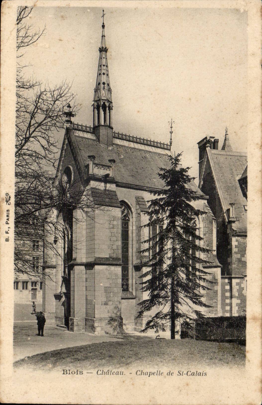 CPA Blois Le chateau Chapelle Saint Calais