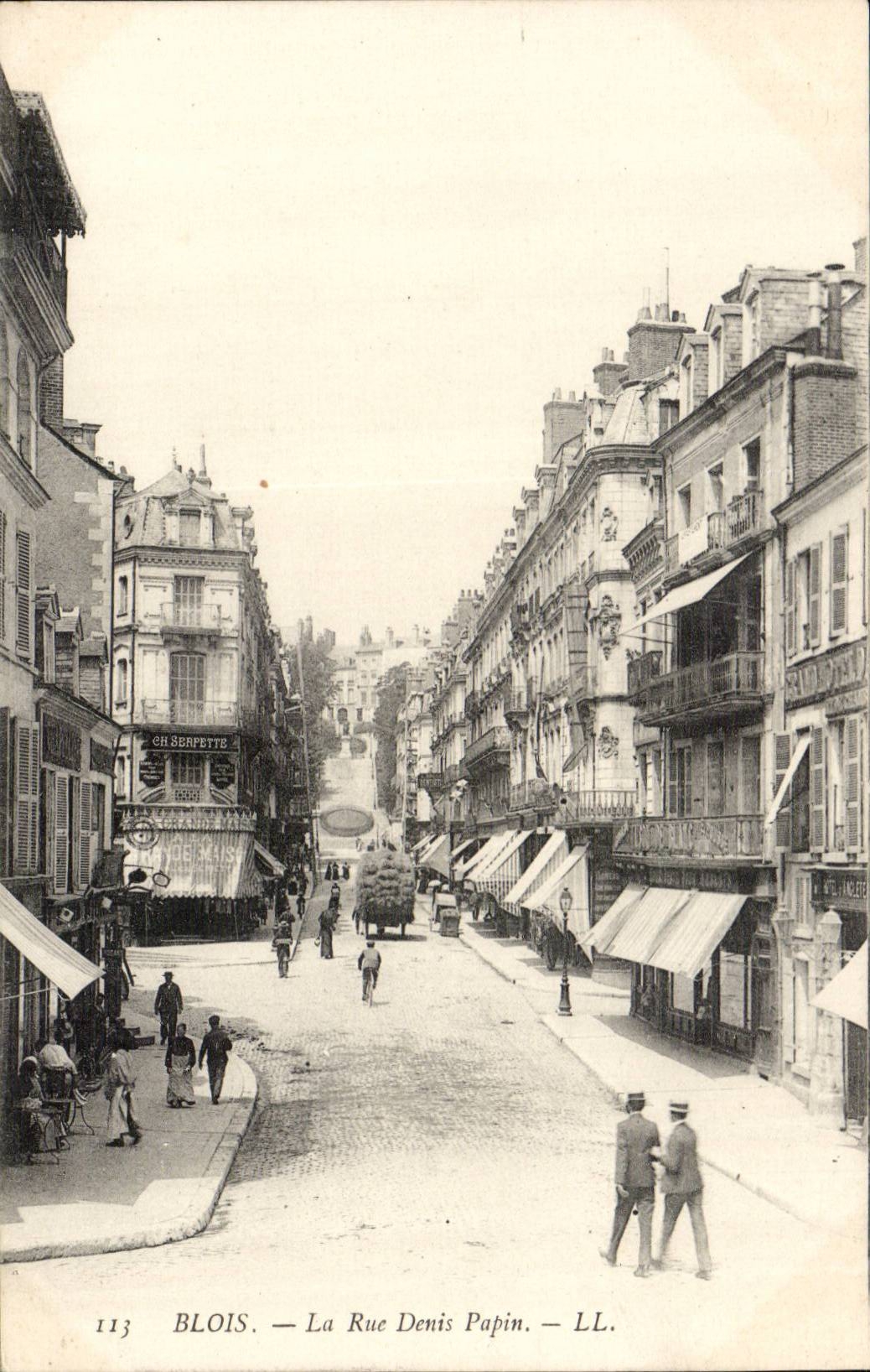 Blois CPA La rue Denis Papin