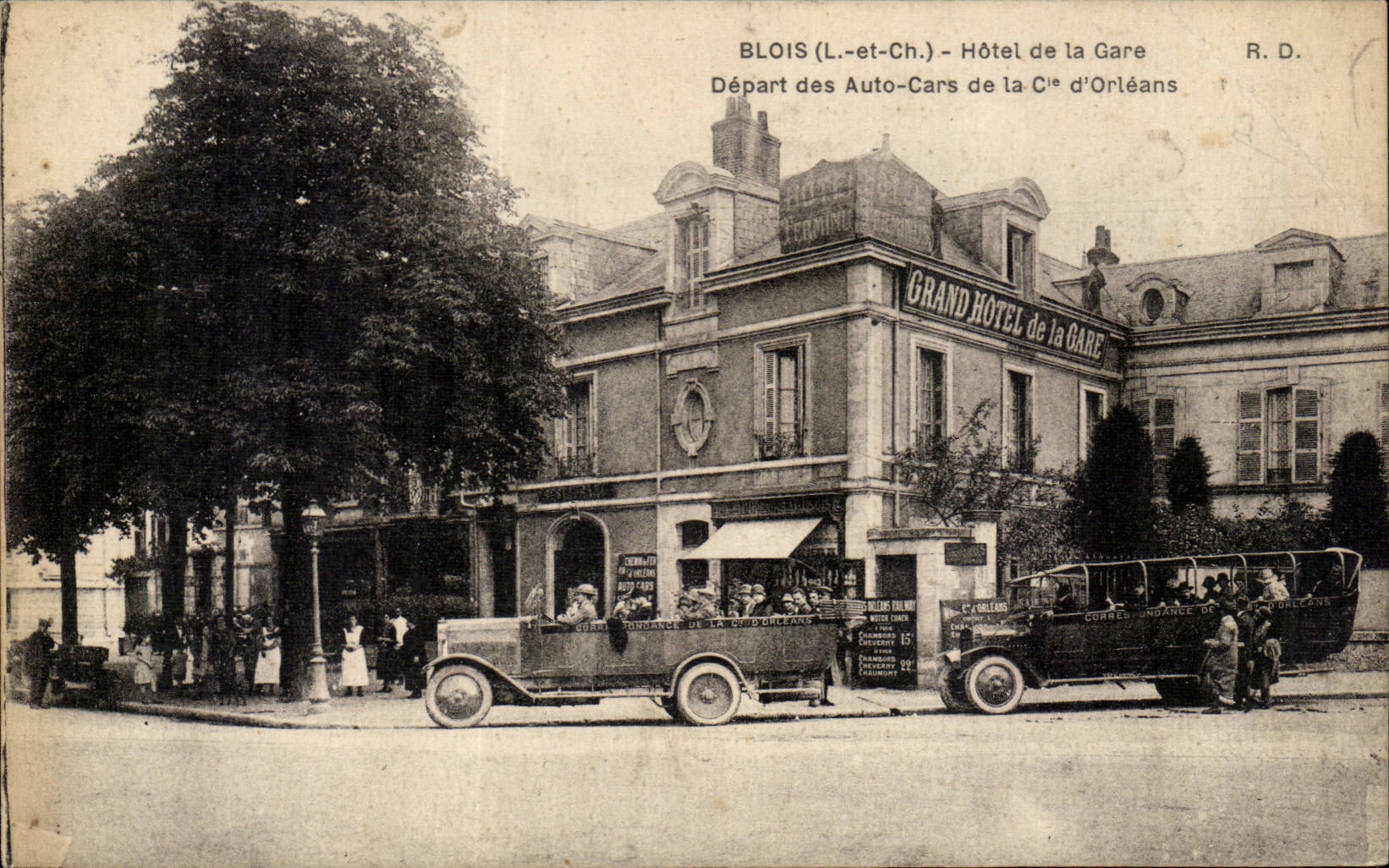 Blois CPA Hotel de la gare Depart des auto cars de la Cie d'orleans