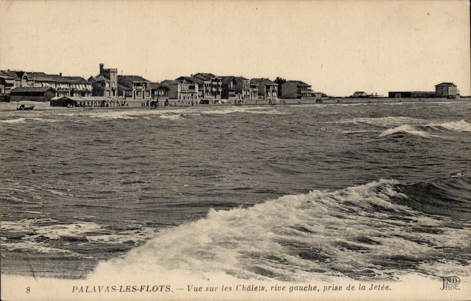 Palavas les Flots CPA Vue sur les chalets rive gauche prise de la jetee