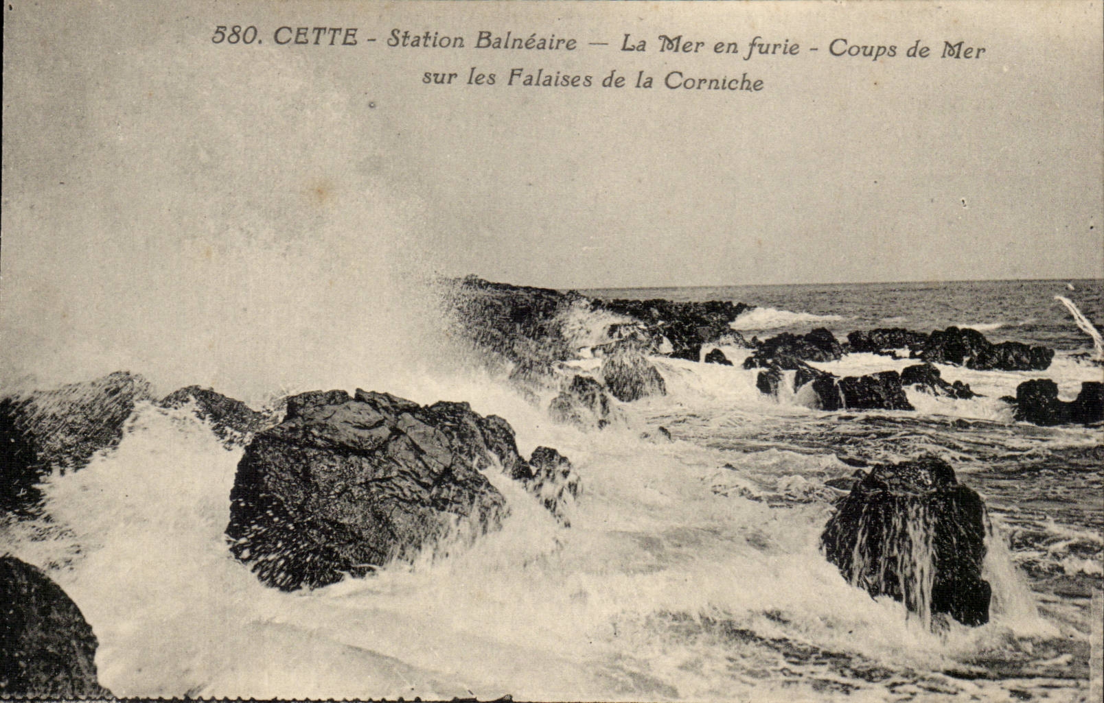 Sete Cette CPA Station balneaire La mer en furie Coups de mer sur les falaises de la corniche