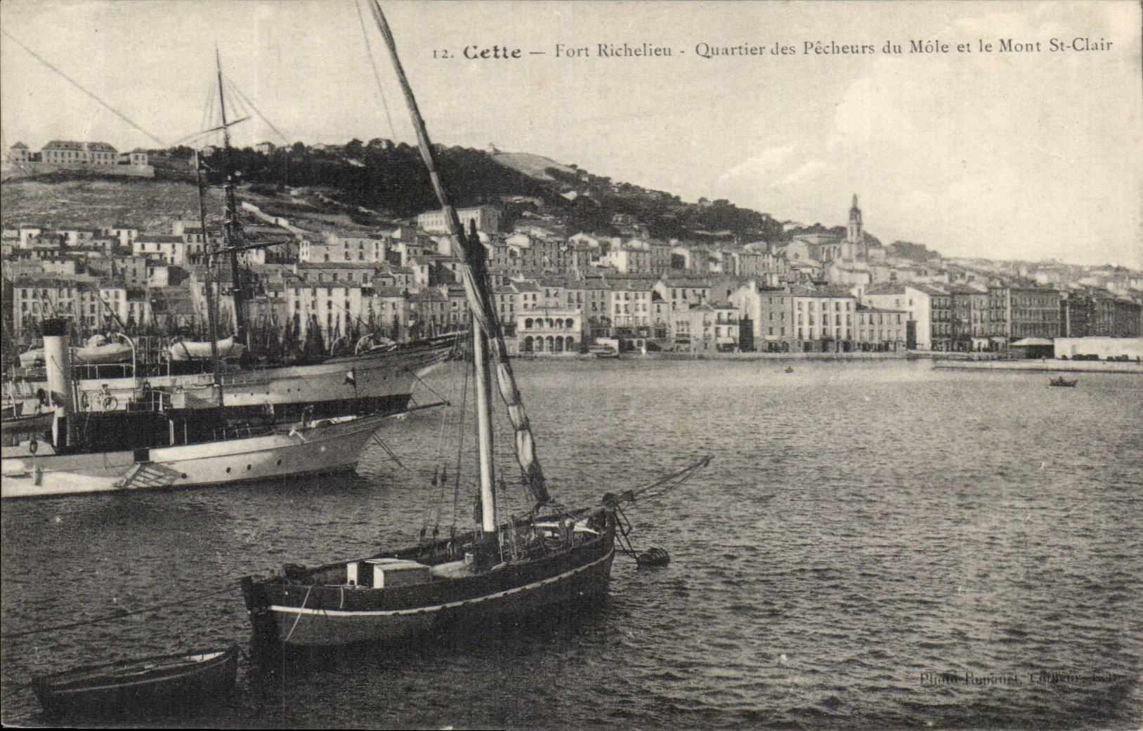 Cette — Fort Richelieu — Quartier des Pêcheurs du Môle et le Mont St-Clair — Photo Ramouret, Éditeur