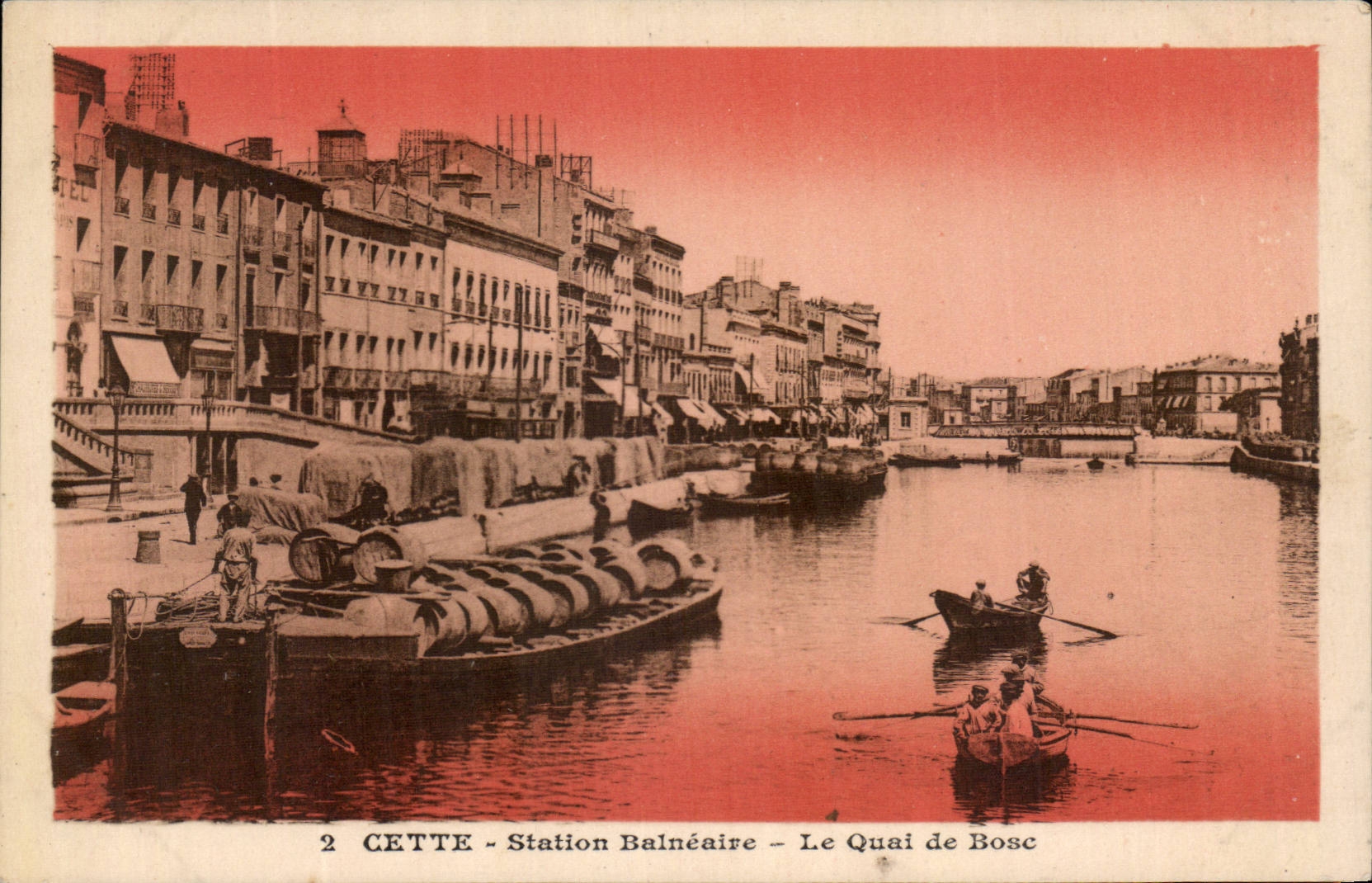 Cette CPA Station balneaire Le quai de Bosc