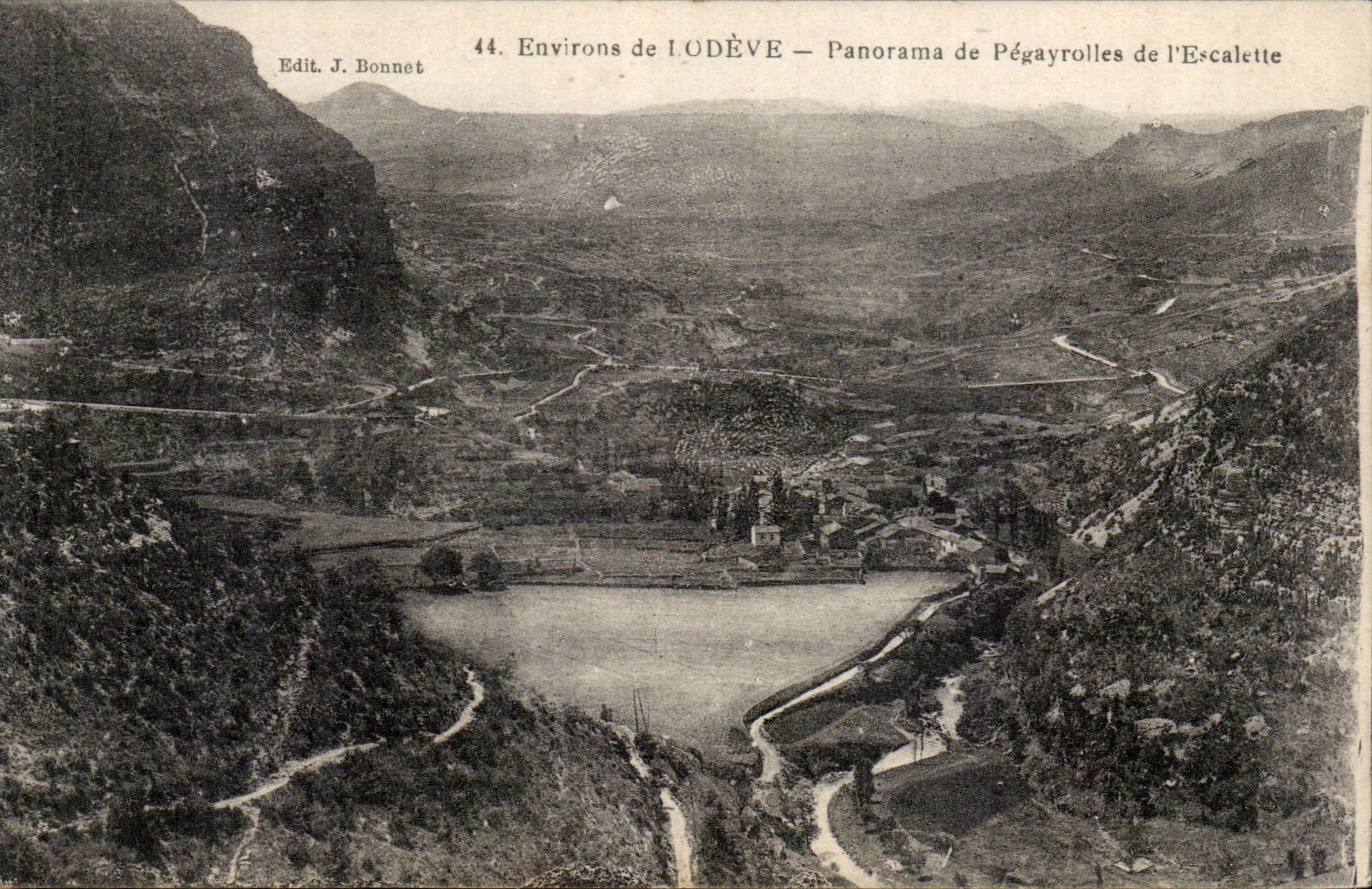 Environs de Lodeve CPA Panorama de Pegayrolles de l'Escalette
