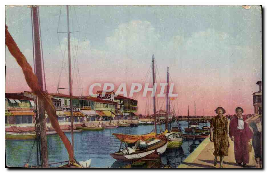 Palavas-les-Flots — Le Port et le Quai Gibert — Les Éditions Narmo