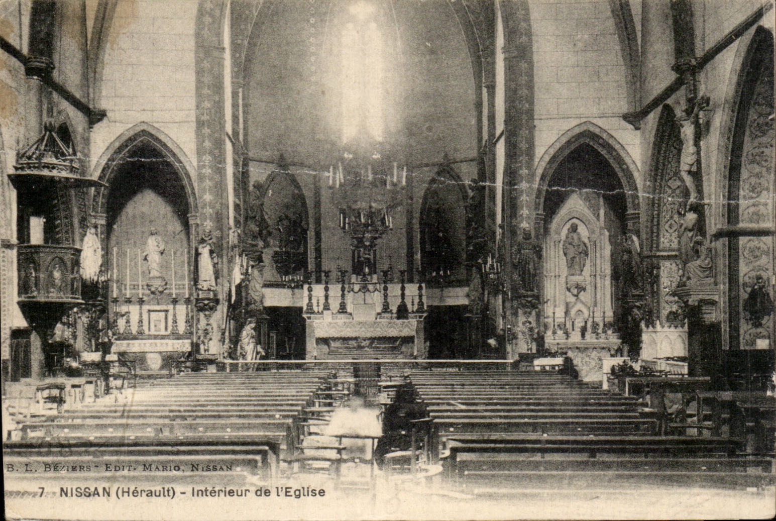 Nissan CPA Interieur de l'eglise