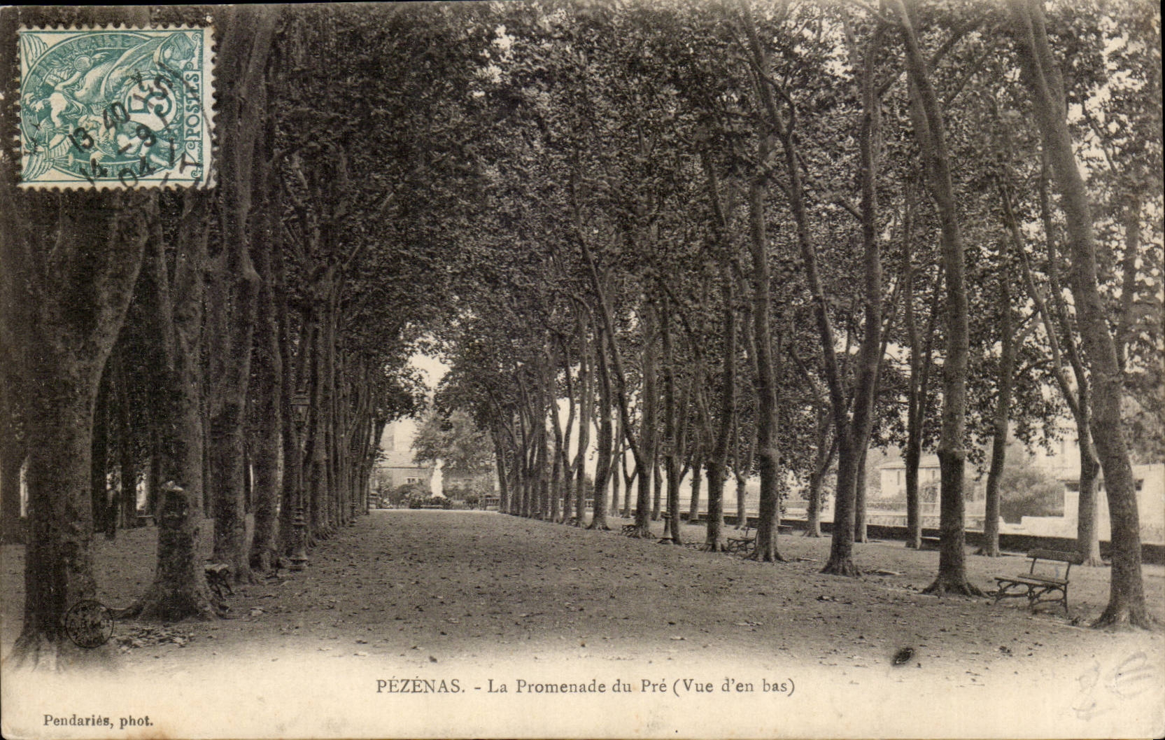 Pezenas CPA La promenade du Pre (vue d'en bas)