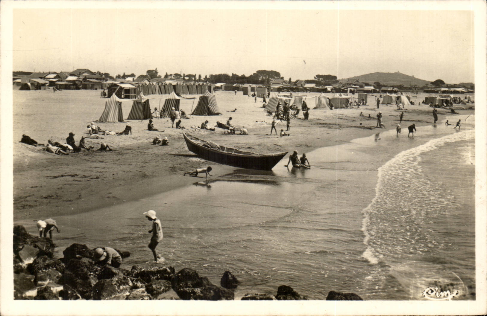 Agde sur Mer - L'heure du bain au Grau d'Agde - CPA 
