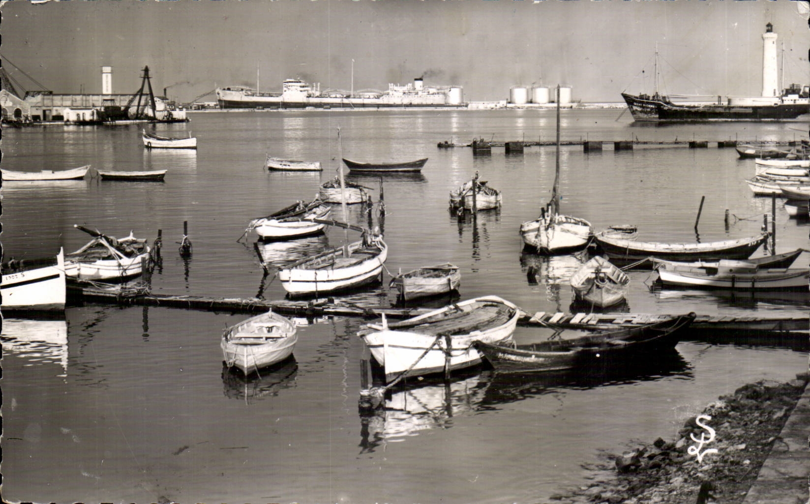 Sete - Cette - Un Coin du Port - CPA 