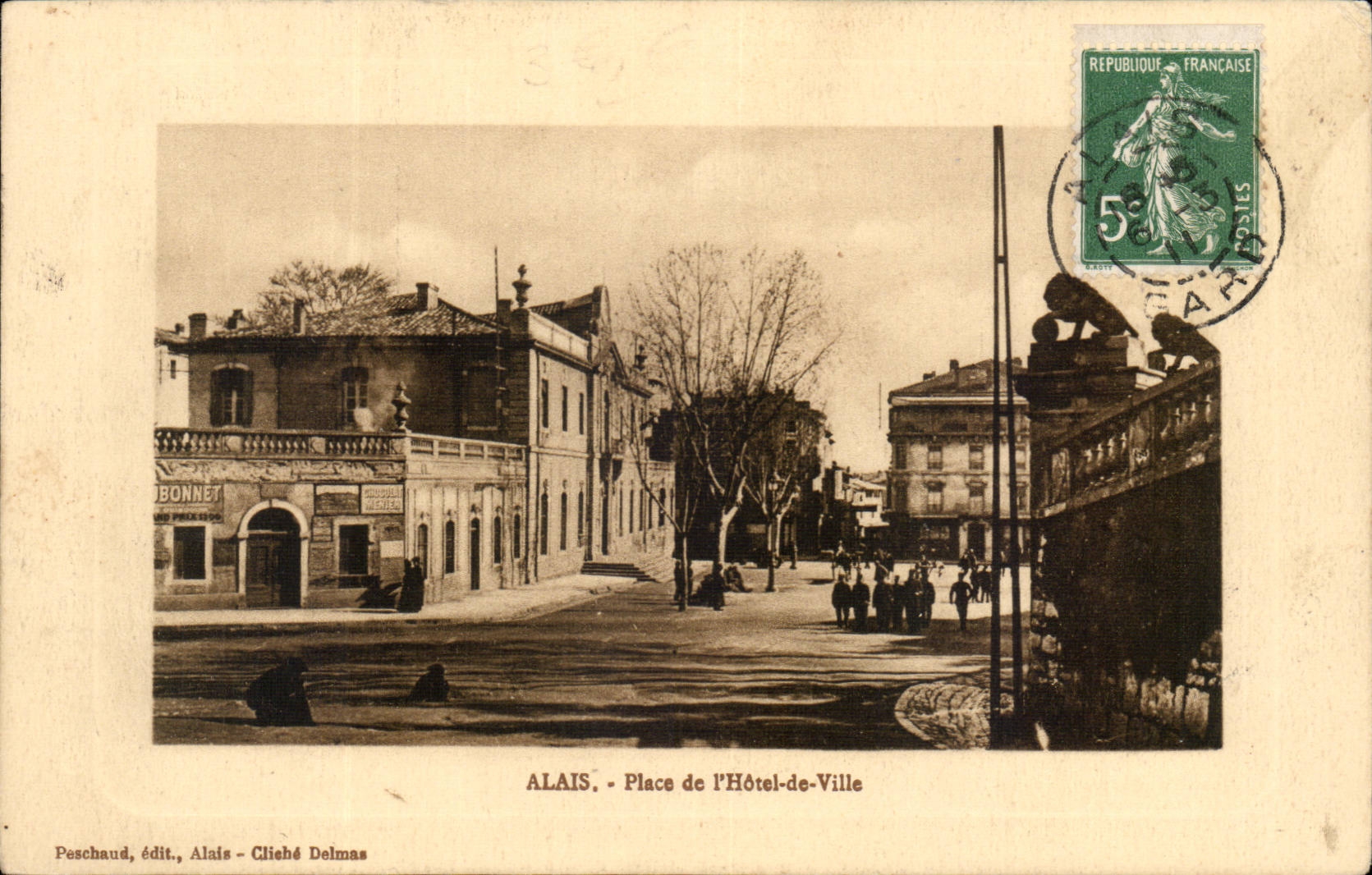 Alais - Place de l'Etoile de Ville CPA 