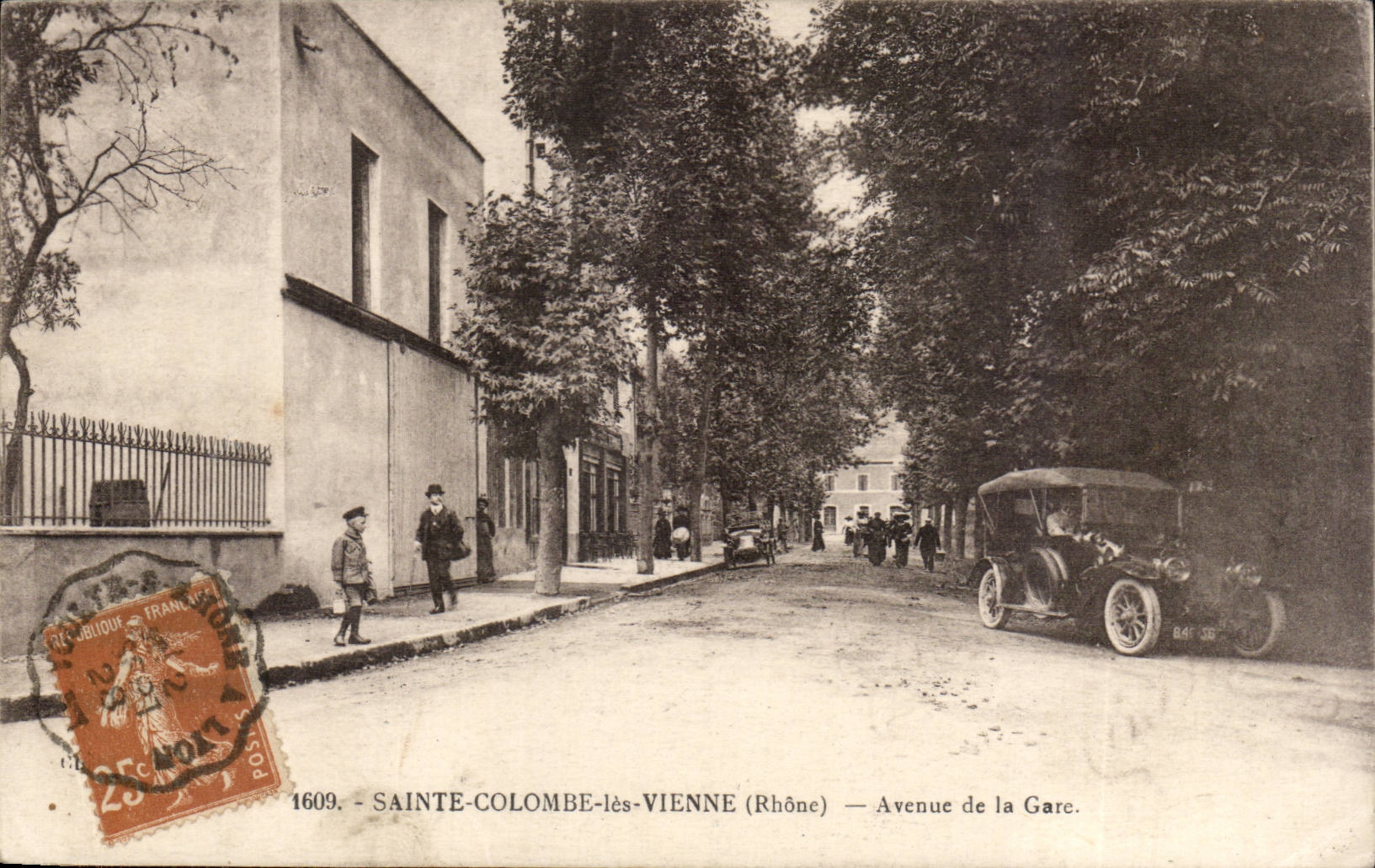 Sainte-Colombe-lès-Vienne (Rhône) — Avenue de la Gare