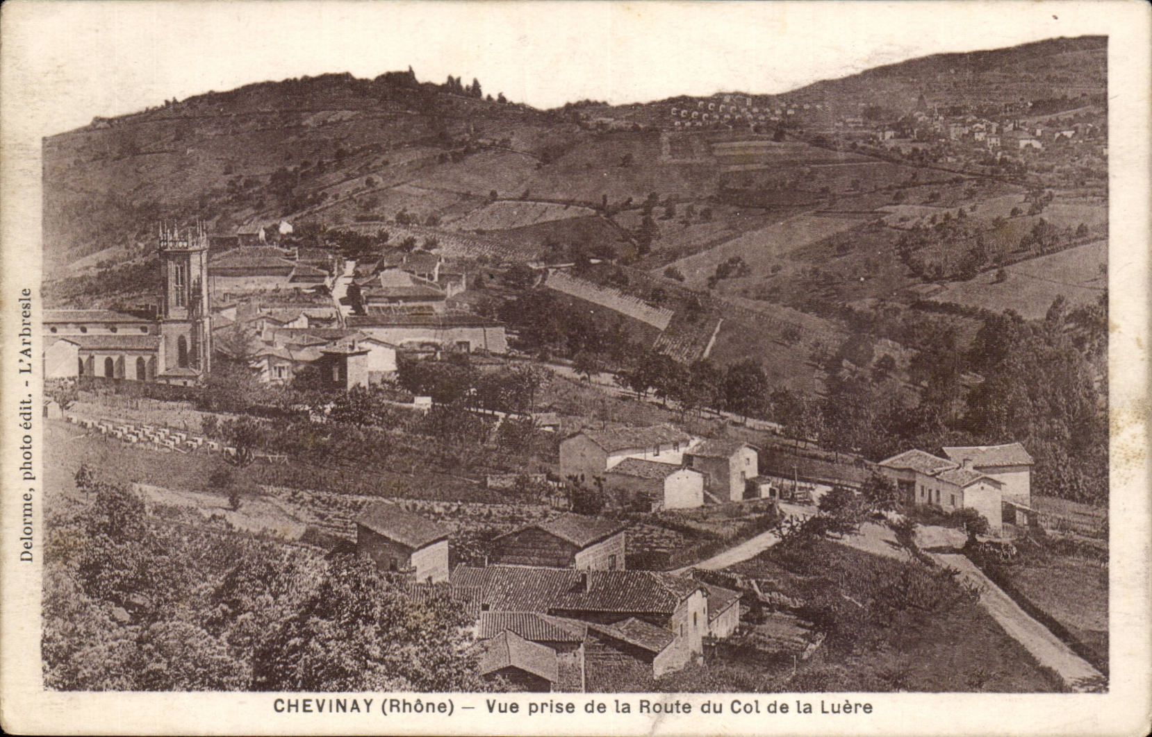 Chevinay (Rhône) — Ansicht vom Weg zum Col de la Luère — Delorme, Fotografie — L'Arbresle
