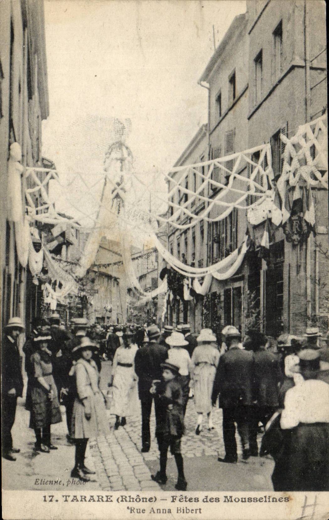 Tarare (Rhône) — Fêtes des Mousselines — Rue Anna Bibert