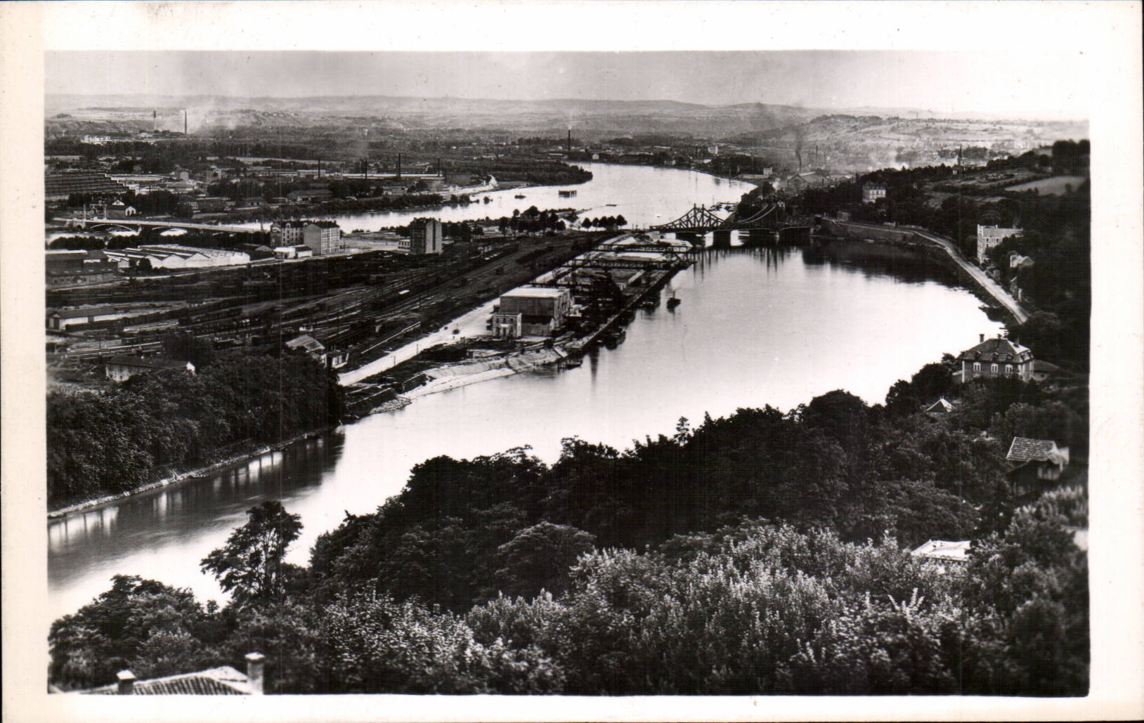 LYON — Confluent du Rhône et de la Saône — Éditions du Chemin de Fer Lyon-Neuf