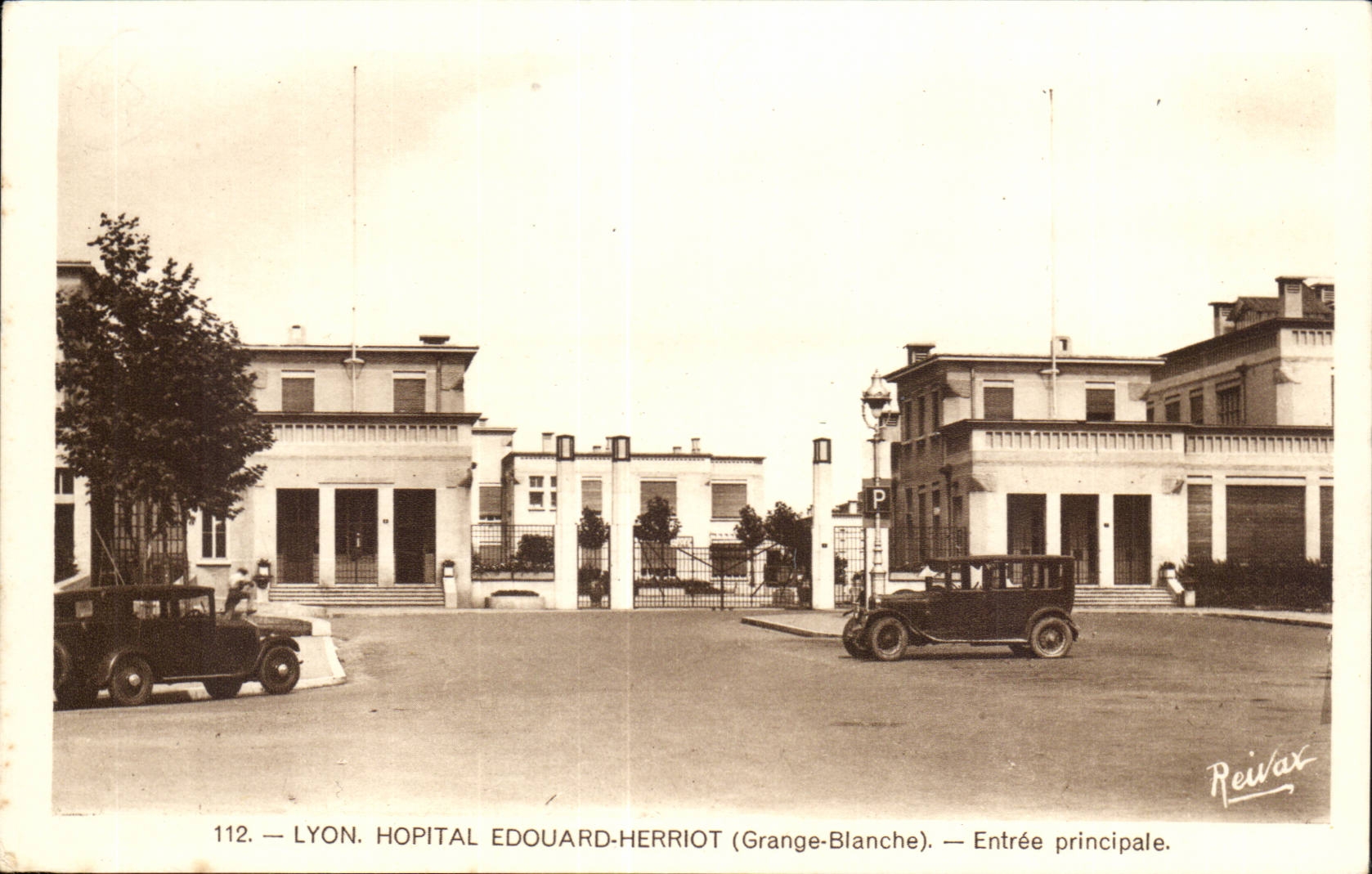 Lyon. Hôpital Edouard-Herriot (Grange-Blanche) — Entrée principale — Reivax, n°112
