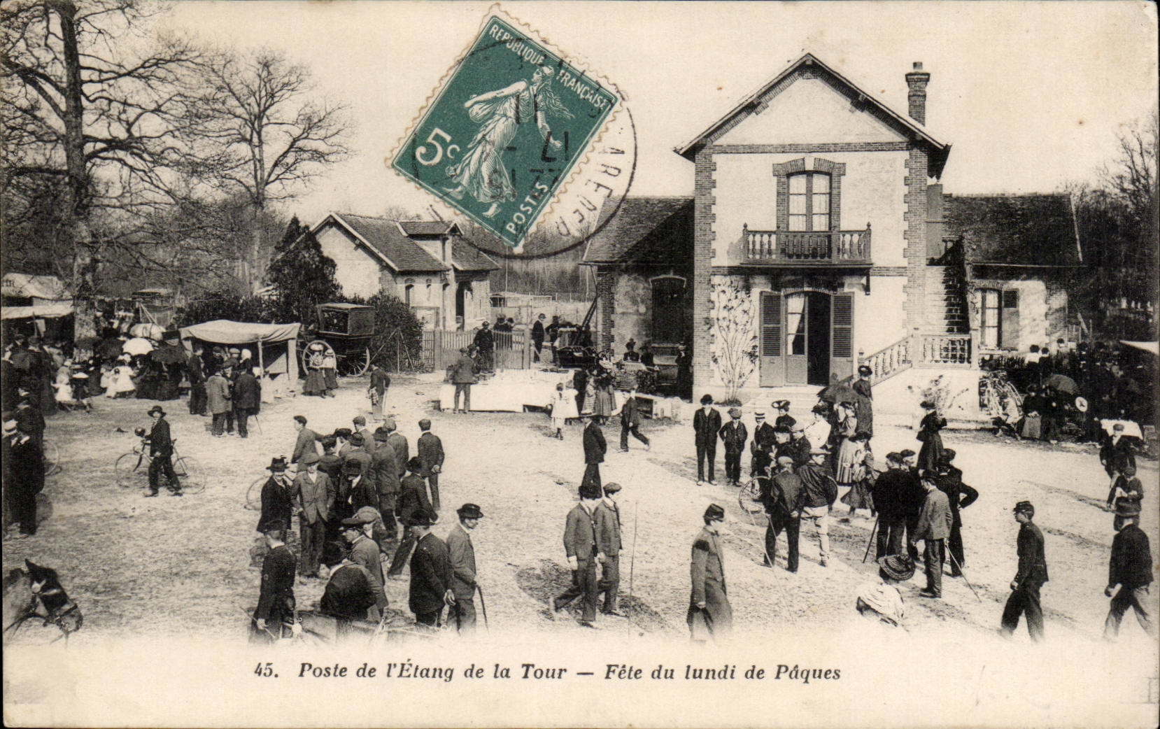CPA Poste de l'etang de la Tour Fete du lundi de Paques (Easter)