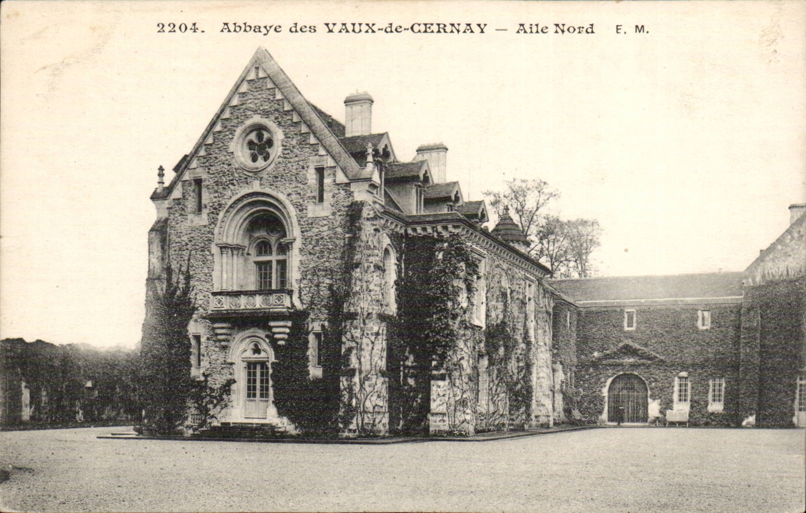 CPA Abbaye des Vaux de CErnay Aile nord