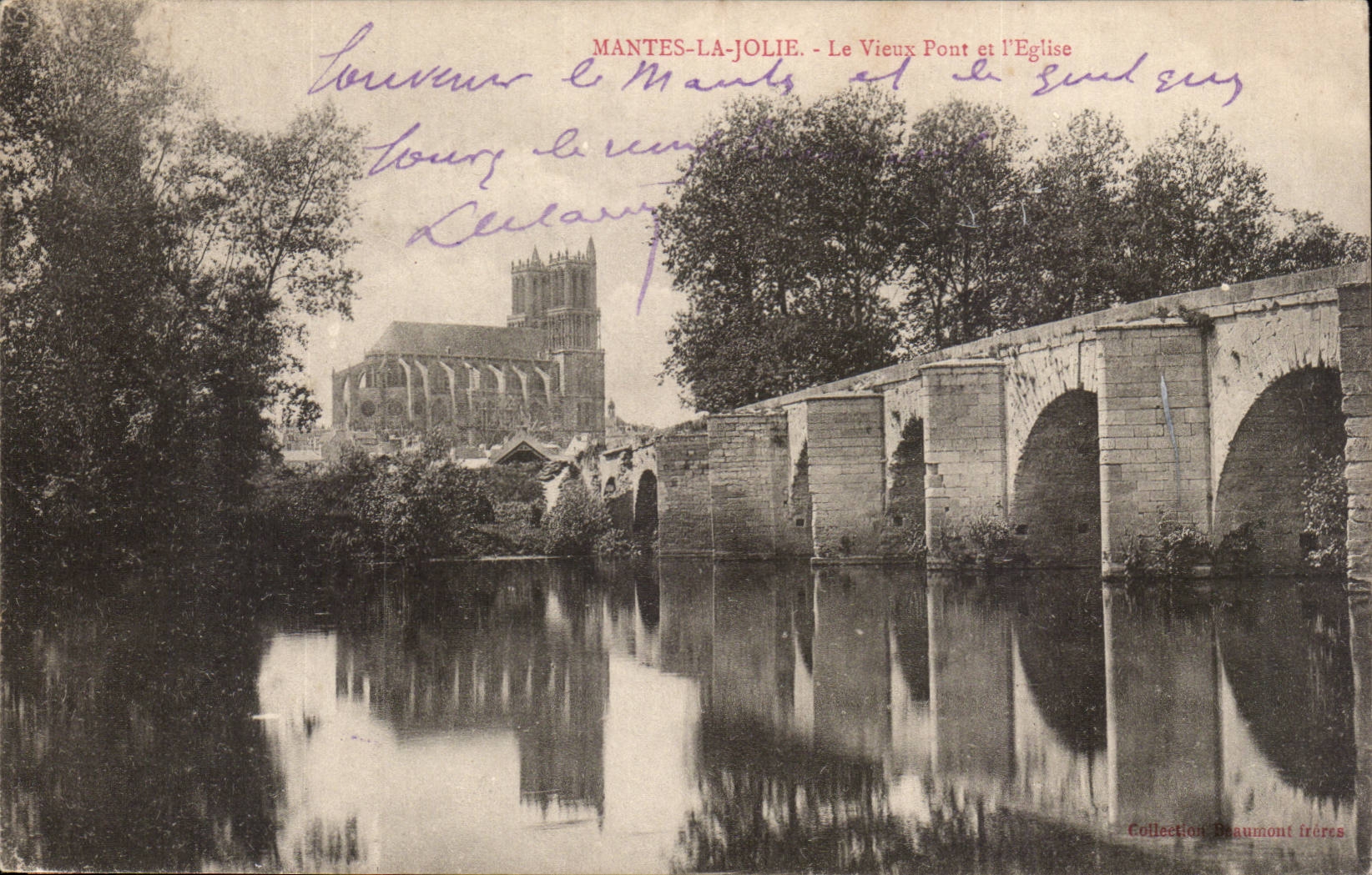 MANTES-LA-JOLIE - Le Vieux Pont et l'Église — Collection Baumann frères