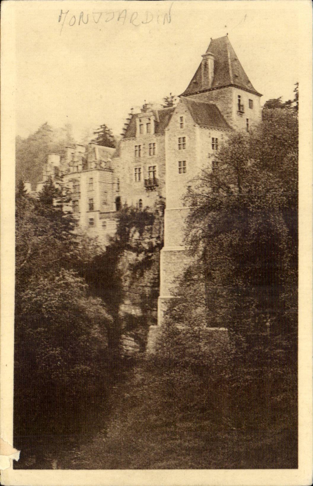 Château de Montjardin — vu du train — Photo ACHTEL No 03-1963