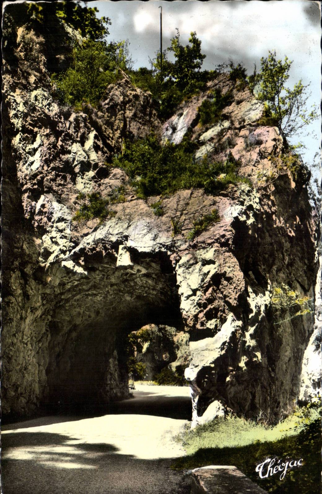 Le Tunnel des Gorges de l'Aude — Environs de Quillan — Éditions Moderne-Tifloc