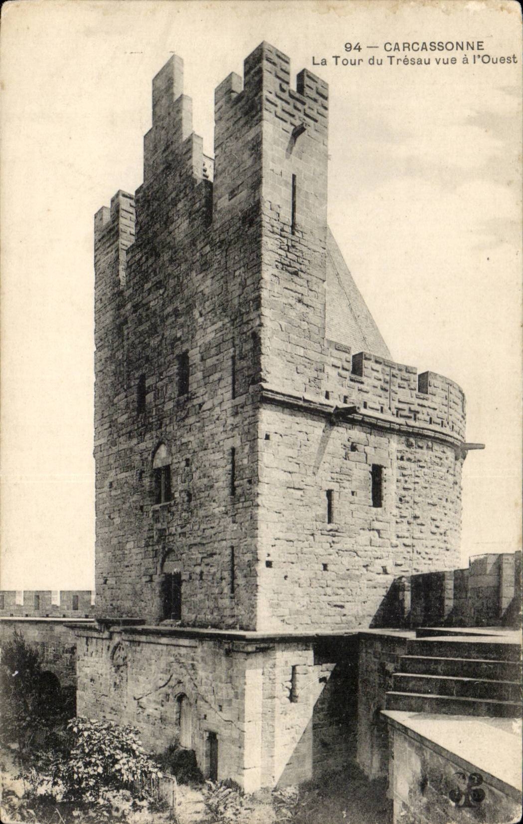 Carcassonne CPA La tour du Trseau vu a l'ouest