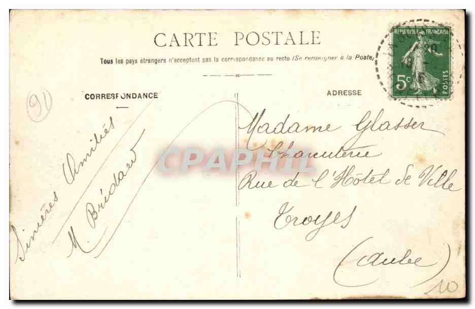 La Beissière (S.-et-O.) — Orphelinat Militaire Hériot — Un Groupe d'Enfants de troupe à la récréation — Verso