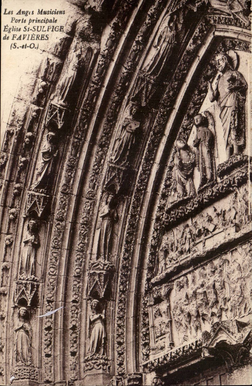 Eglise de Saint Sulpice de Favieres CPA Les anges musiciens Porte principale