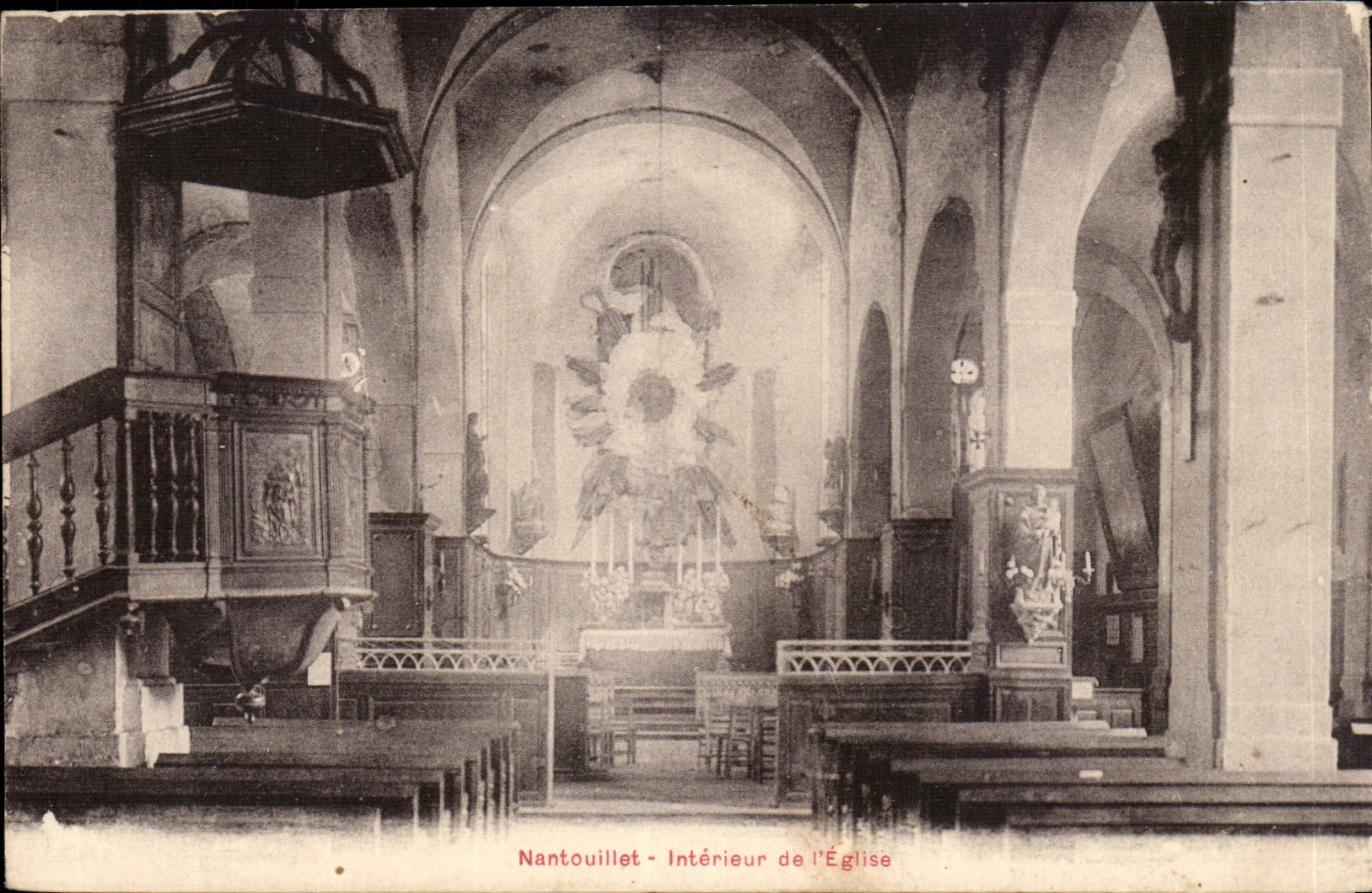 Nantouillet - Interieur de L'Eglise CPA 