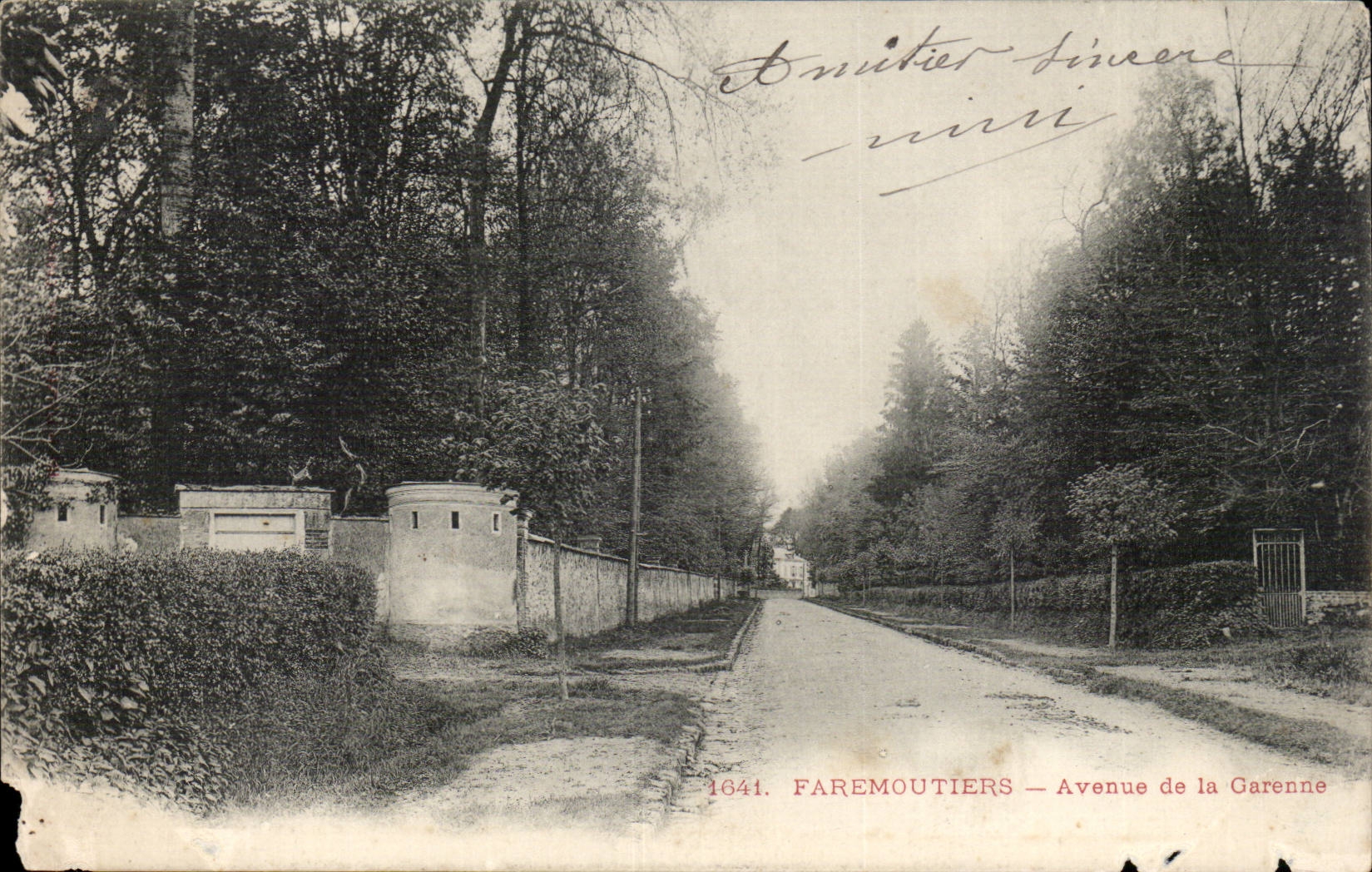 Faremoutiers - Avenue de la Garonne - CPA 