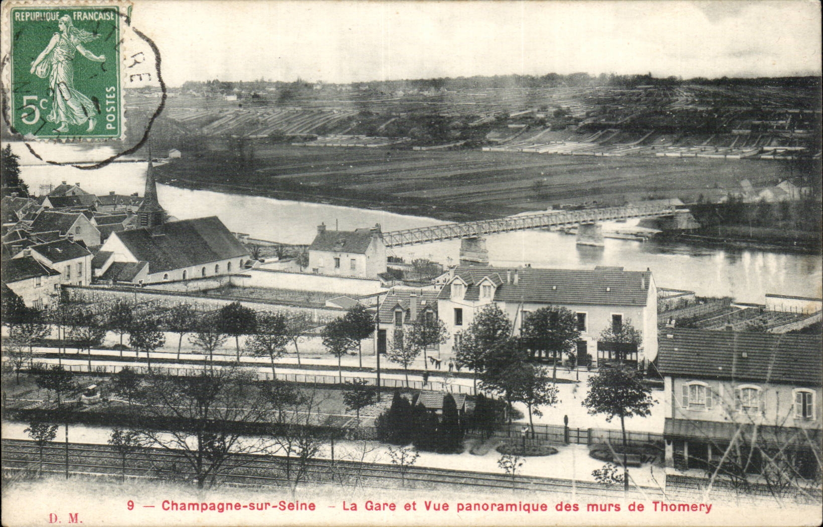 Champagne-sur-Seine — La Gare et Vue panoramique des murs de Thomery — D. M.