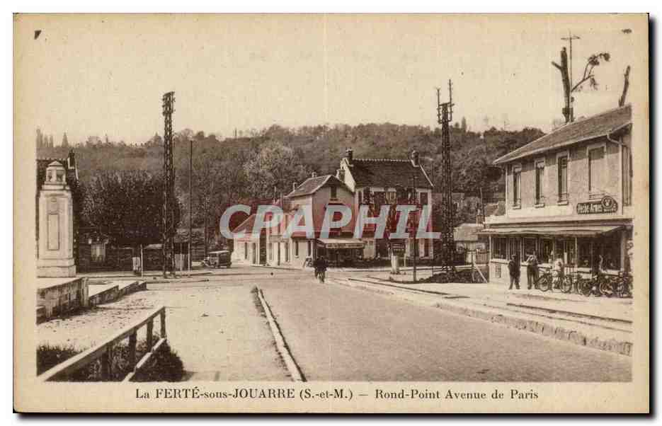 La FERTÉ-sous-JOUARRE (S.-et-M.) — Rond-Point Avenue de Paris