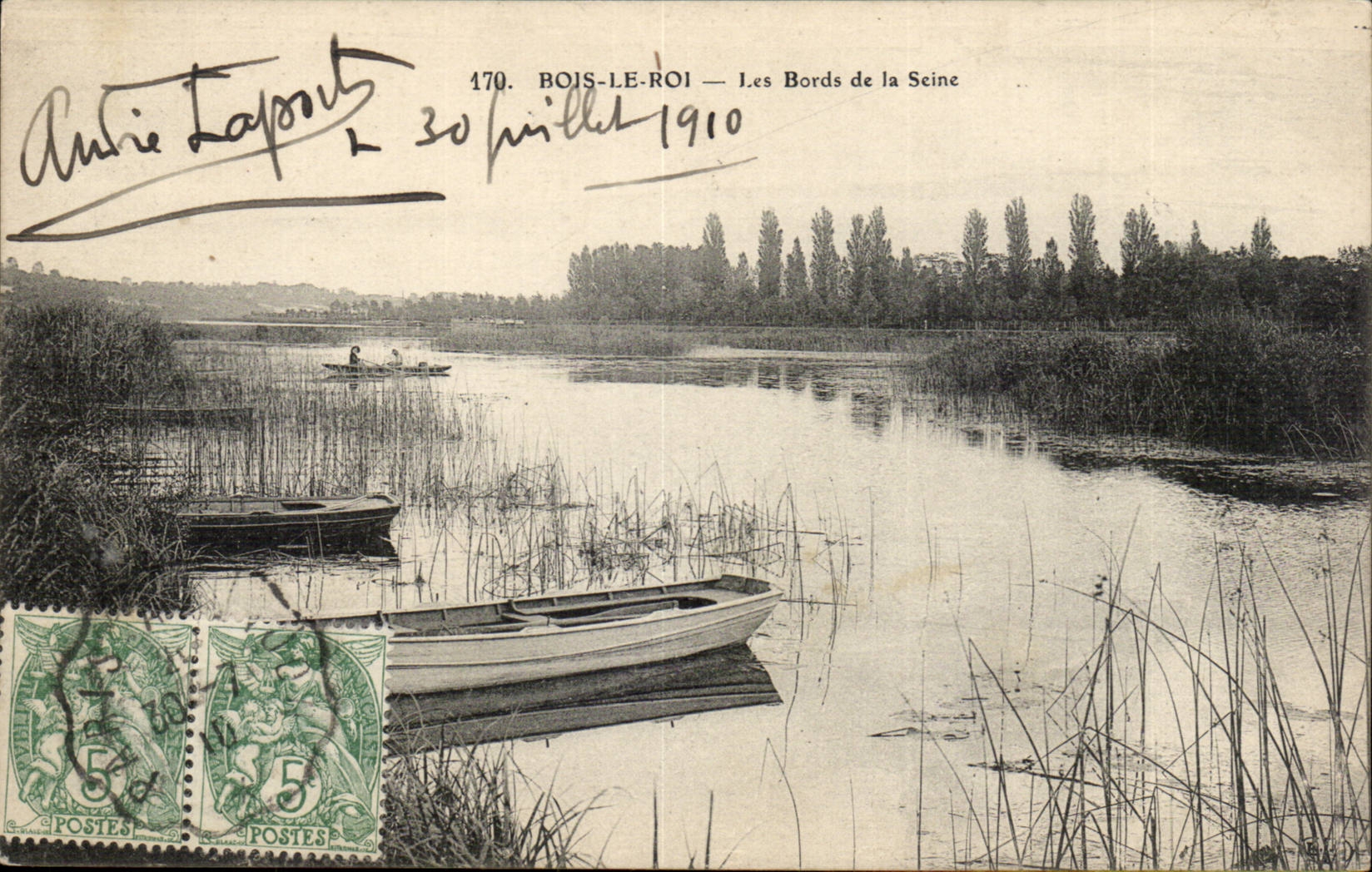 Bois le Roi CPA Les bords de la Seine