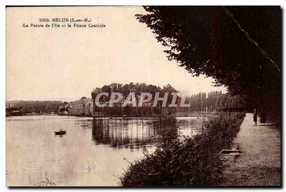 Melun CPA La pointe de l'ile et la prison centrale
