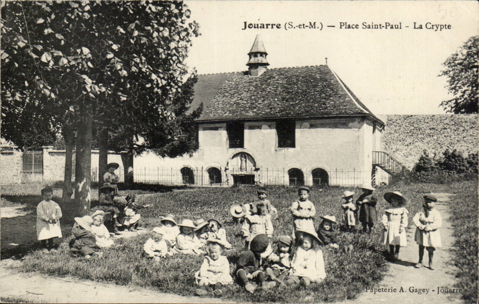 Jouarre (S.-et-M.) — Place Saint-Paul — Die Krypta — Papeterie A. Gagey - Jouarre