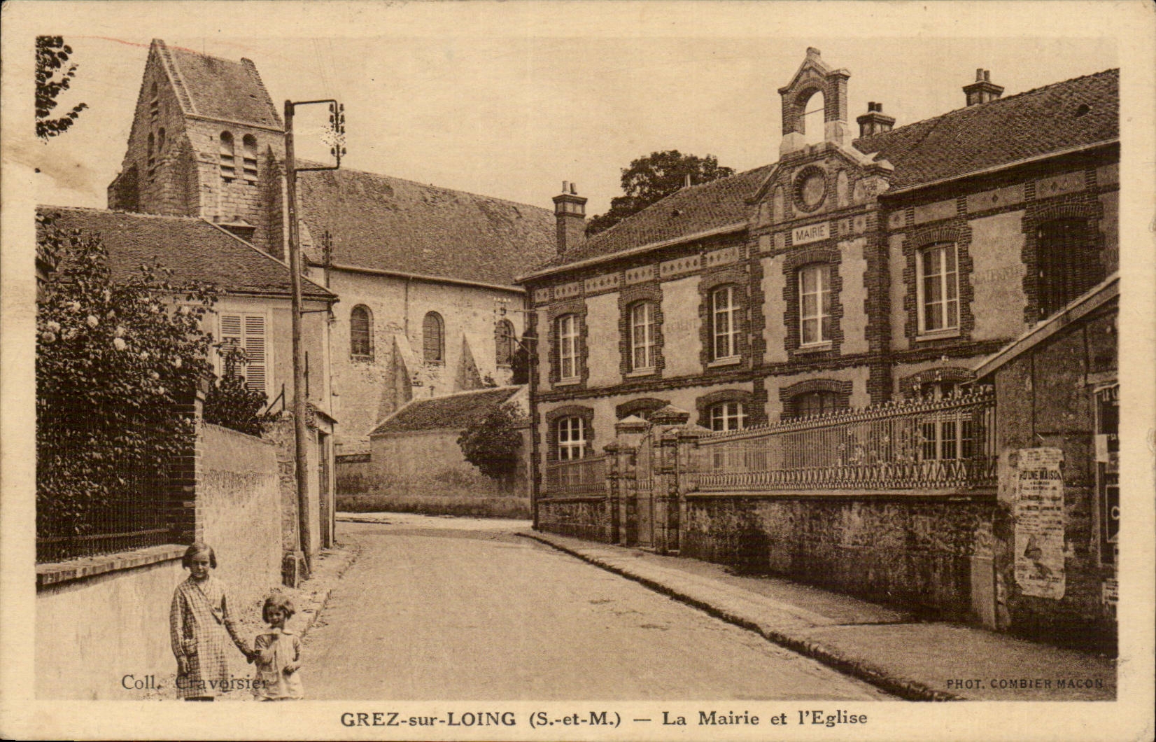 Grez sur Loing CPA La mairie et l'eglise