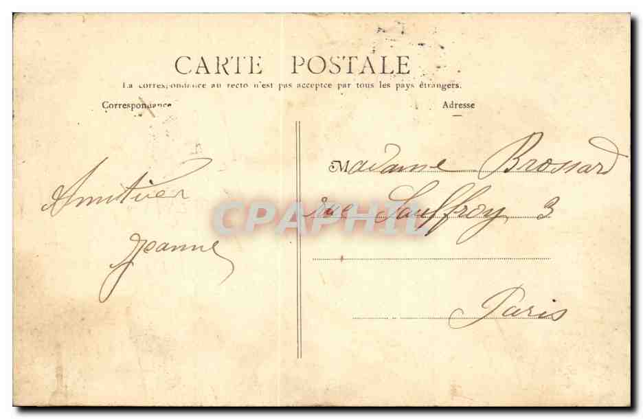 Vitry CPA La mairie et la rue de la Barre (caleche) TOP — Back