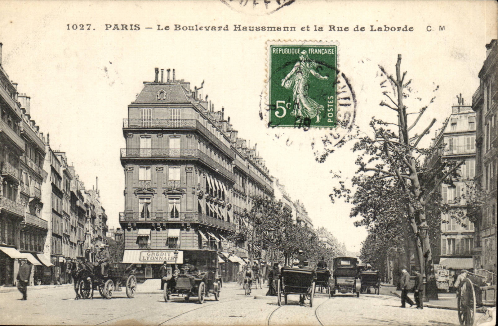 Paris CPA Le boulevard Haussmann et la rue de Laborde