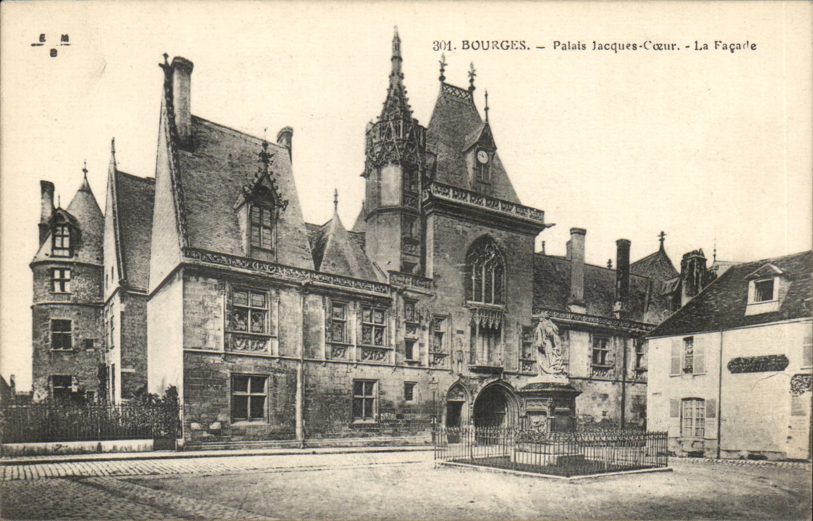 Bourges CPA Palais Jacques Coeur Facade