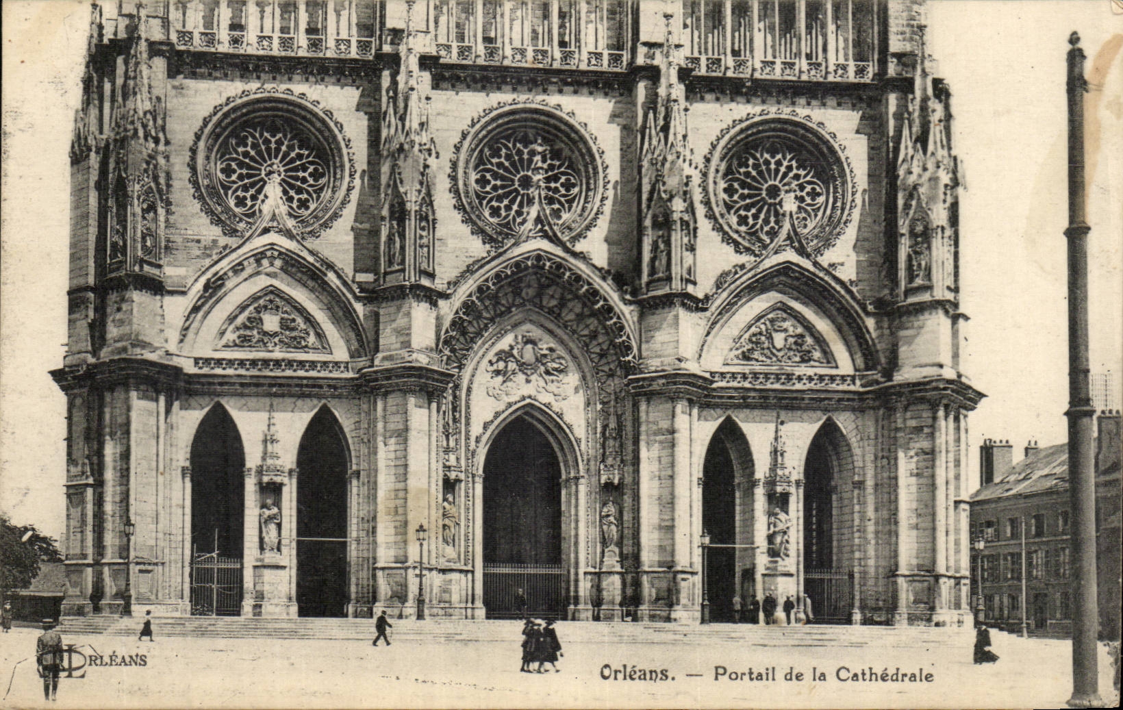 Orleans CPA Portail de la cathedrale 