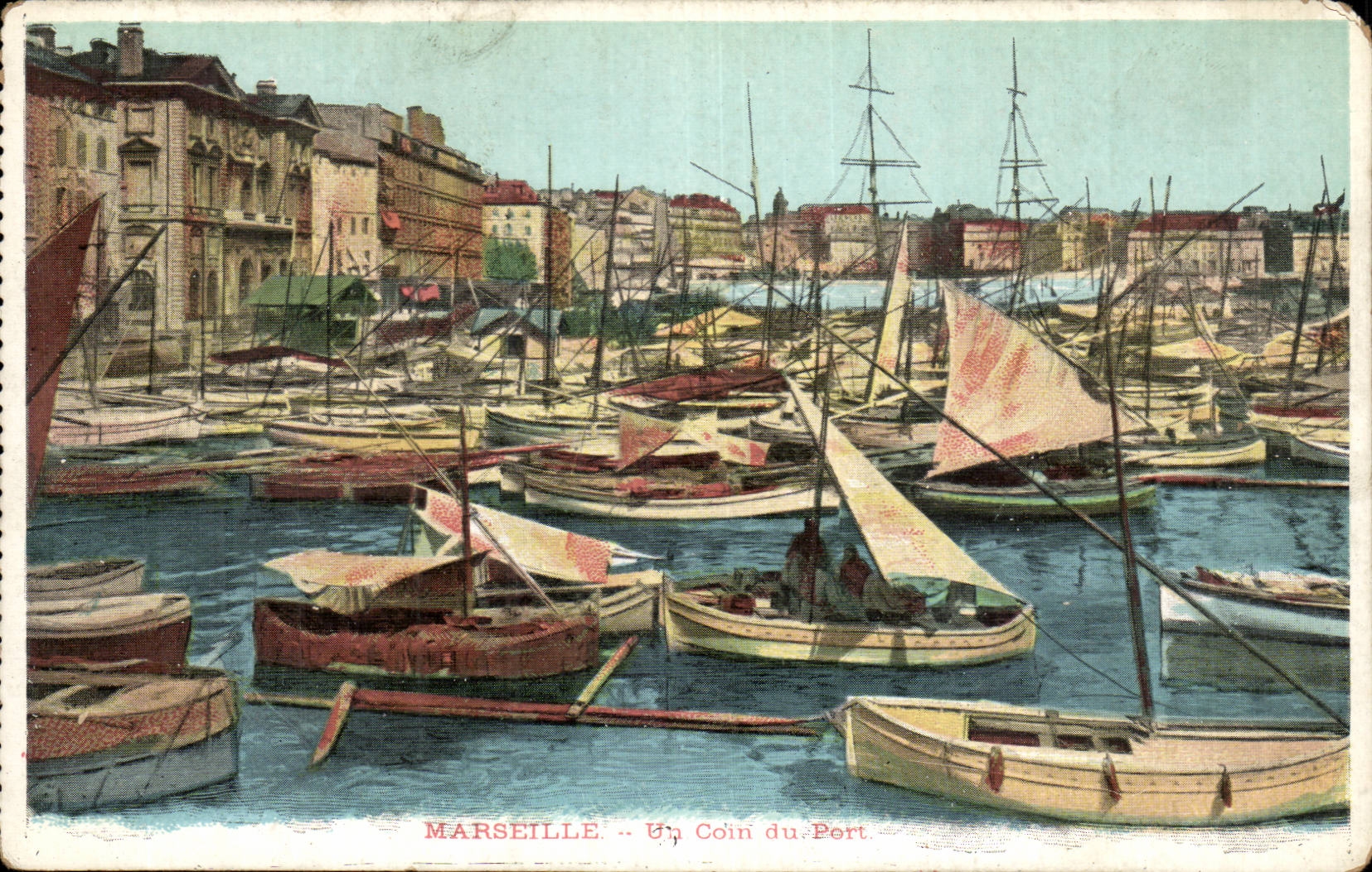Marseille CPA Un coin du port (bateaux)