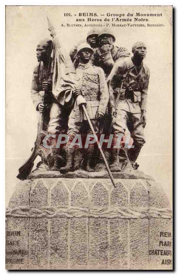 Reims CPA Groupe du monument aux heros de l'armee Noire