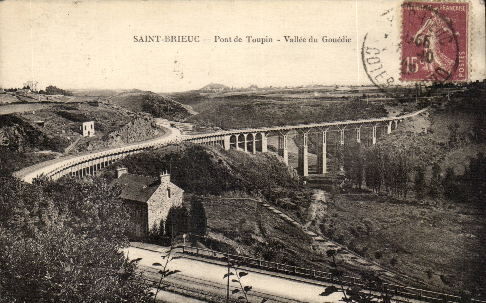 Saint-Brieuc — Pont de Toupin — Vallée du Gouédic — Éditeur inconnu, n° de série non visible