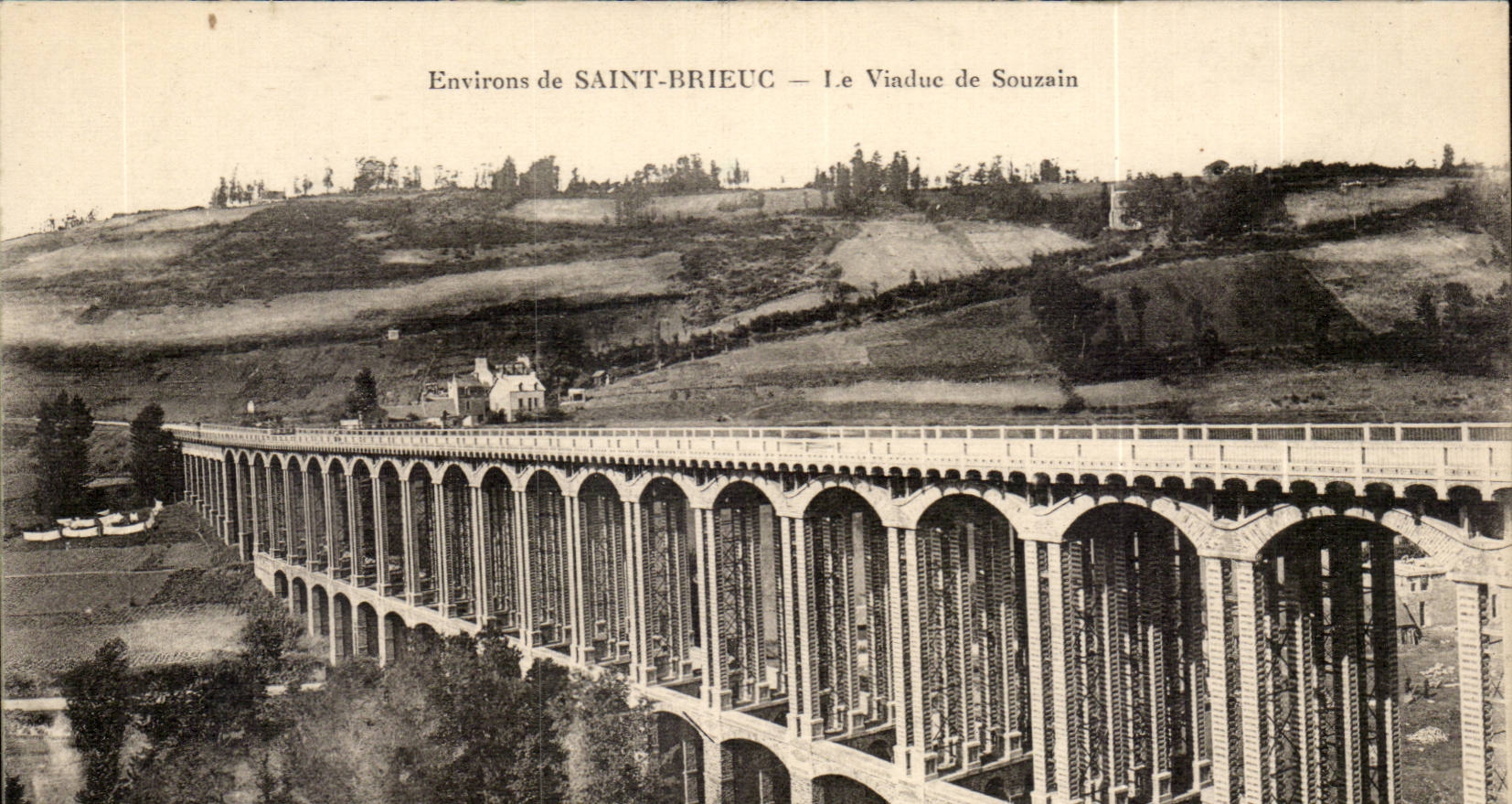 Environ de SAINT-BRIEUC — Le Viaduc de Souzain