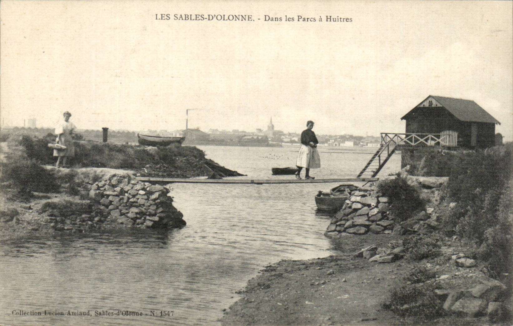 Les Sables-d'Olonne — Dans les Parcs à Huîtres — Collection Lucien-Amiaud, N° 1547