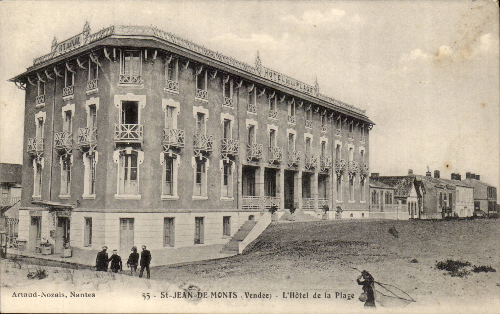 Saint Jean de Monts CPA L'hotel de la plage